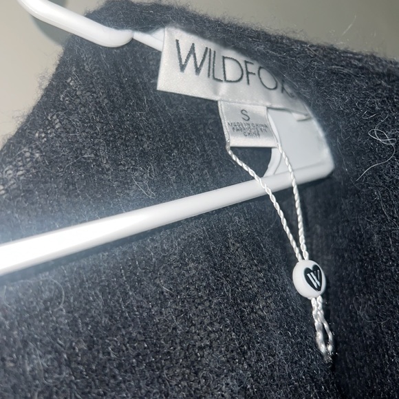 New Wildfox Almost Feeling Sweater Size S - Picture 4 of 5